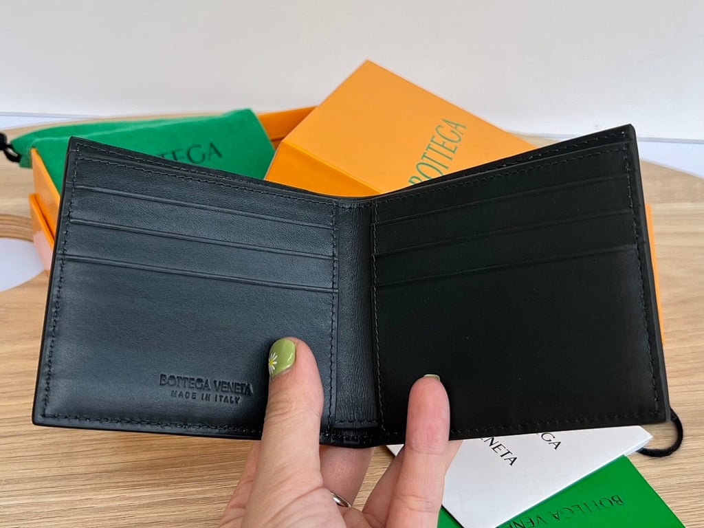 Bottega Veneta 649603 Intrecciato Bi-Fold Wallet - 6