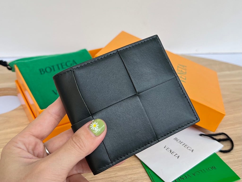 Bottega Veneta 649603 Intrecciato Bi-Fold Wallet - 9