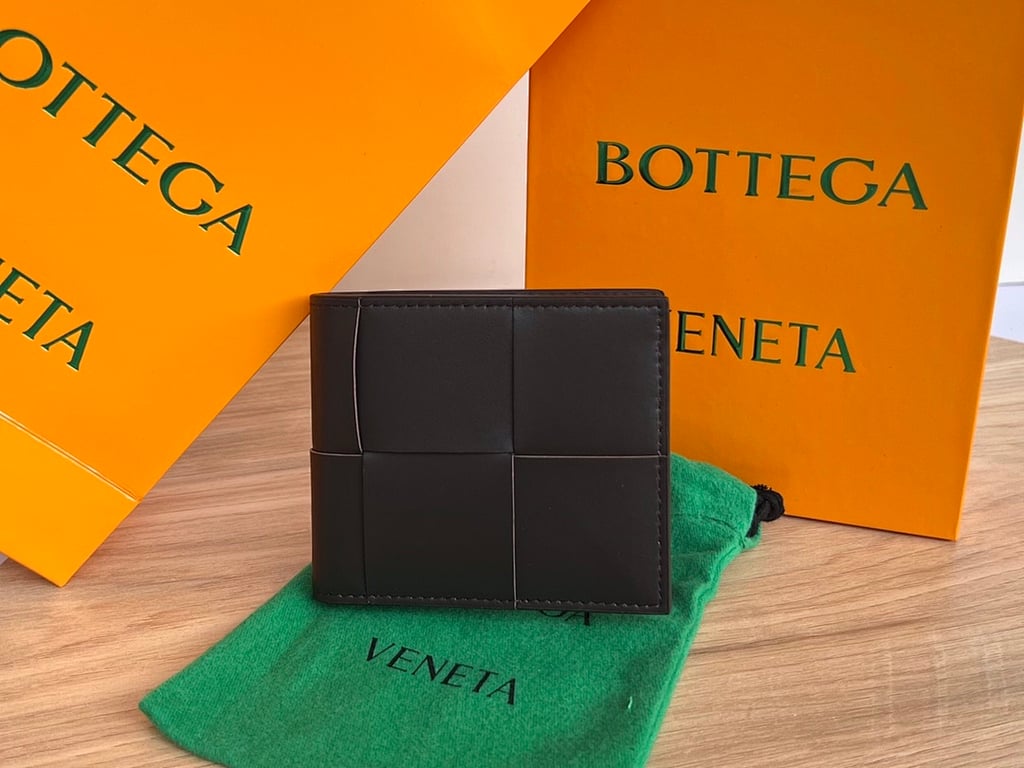 Bottega Veneta Intrecciato Bi-fold Wallet Black - 2