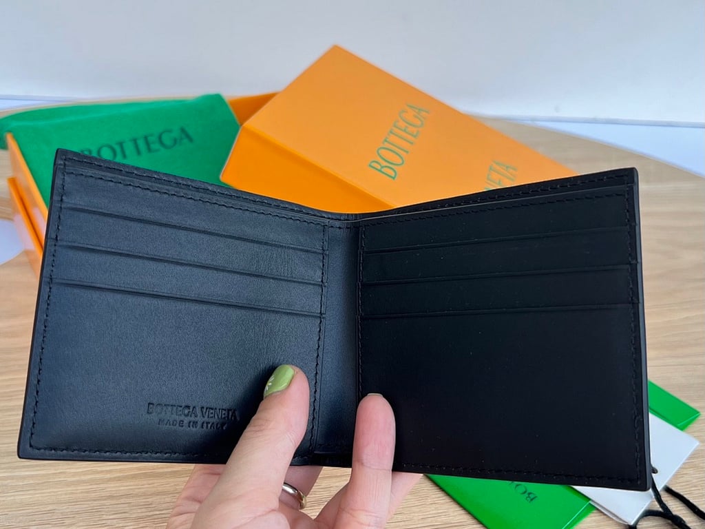 Bottega Veneta Intrecciato Bi-fold Wallet Black - 6