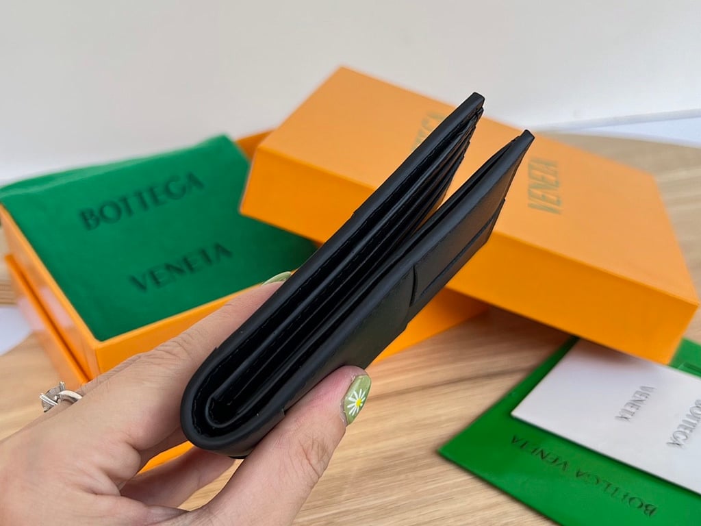 Bottega Veneta Intrecciato Bi-fold Wallet Black - 8