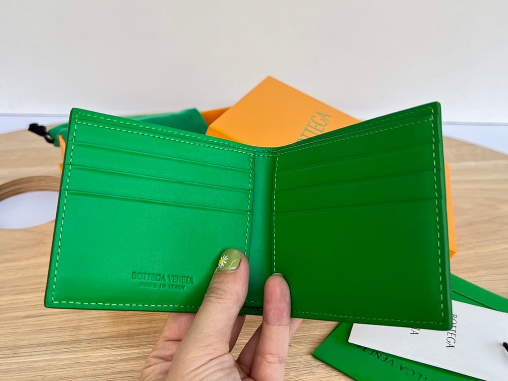 Bottega Veneta 649603 Intrecciato Bi-fold Wallet Green - 6