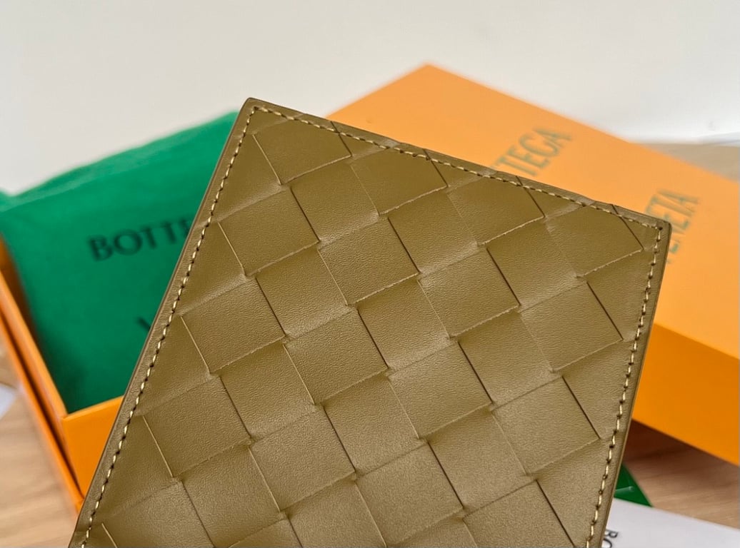 Bottega Veneta 605721 Intrecciato Bi-fold Wallet Caramel - 2