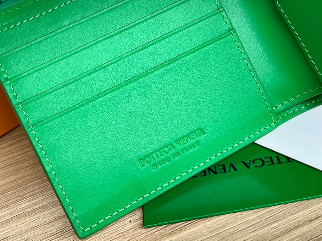 Bottega Veneta 605721 Bi-Fold Wallet Parakeet Green - 7