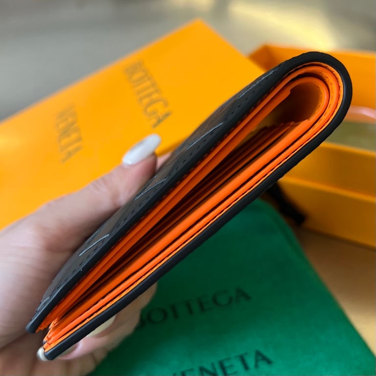 Bottega Veneta Intrecciato Bi-Fold Wallet Black/Papaya - 9