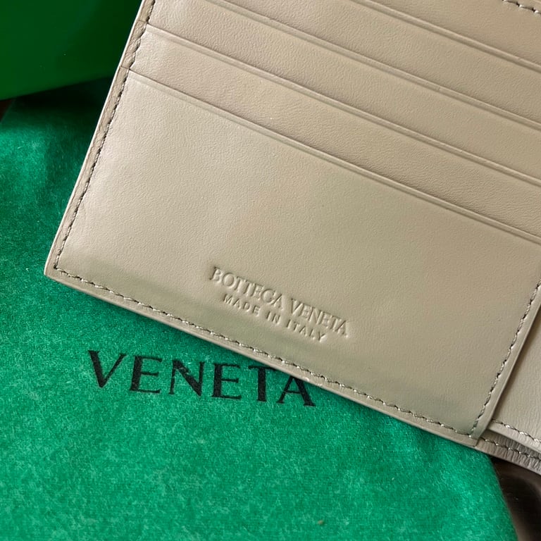Bottega Veneta Bi-fold Wallet Travertine Green - 5