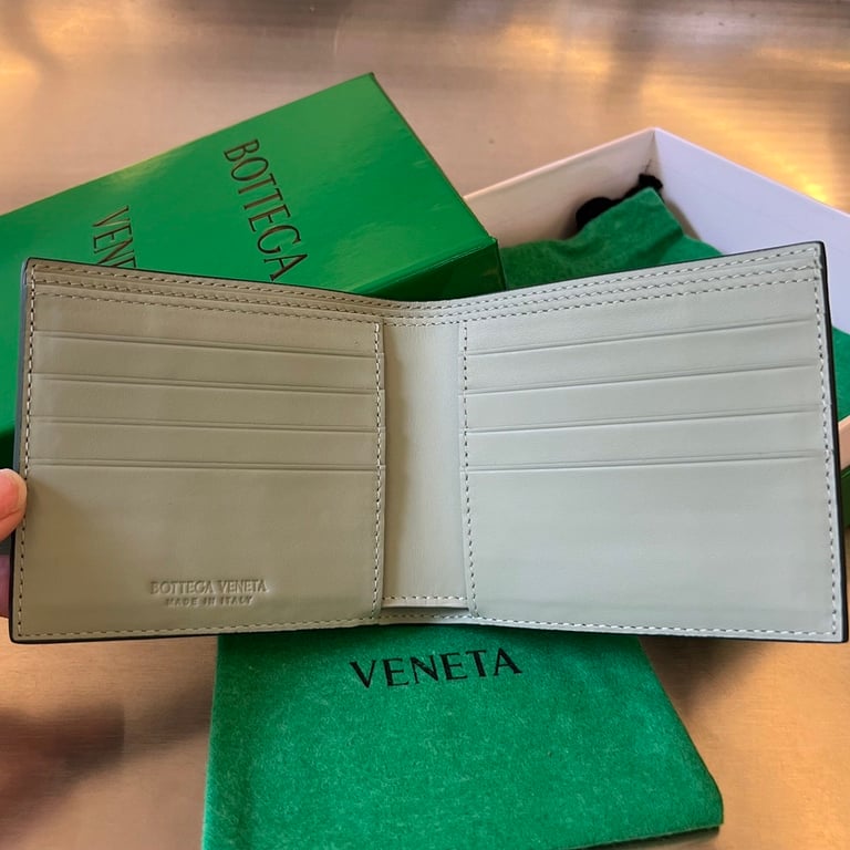 Bottega Veneta 605721 Intrecciato Bi-Fold Wallet Green - 6
