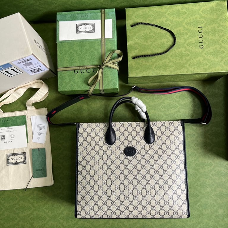 Gucci GG Supreme Large Tote Bag 674148 - 2