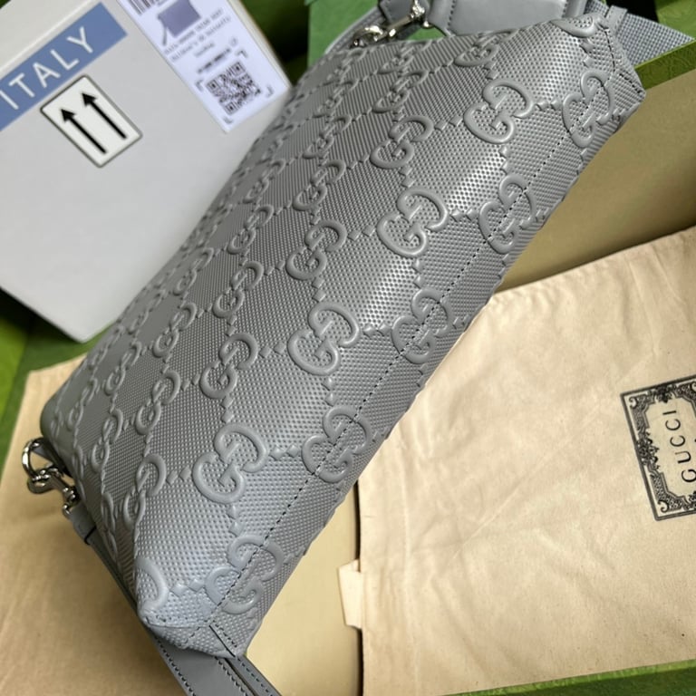 Gucci GG Embossed Leather Crossbody Bag Grey 696009 - 8