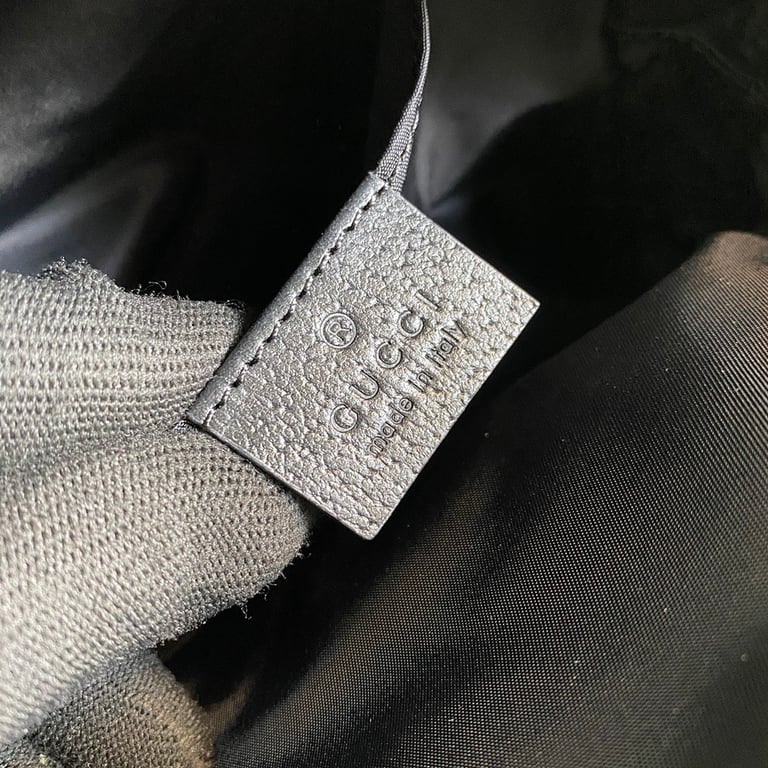 Gucci GG Supreme Sling Bag Black 658631 - 3