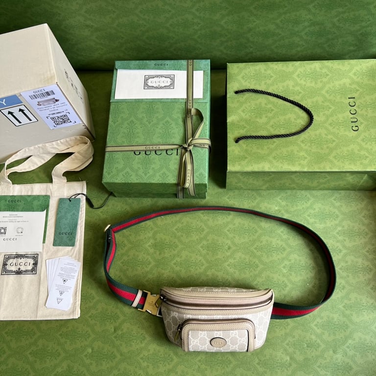 Gucci GG Supreme Belt Bag 682933 - 2