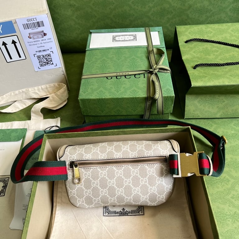 Gucci GG Supreme Belt Bag 682933 - 9