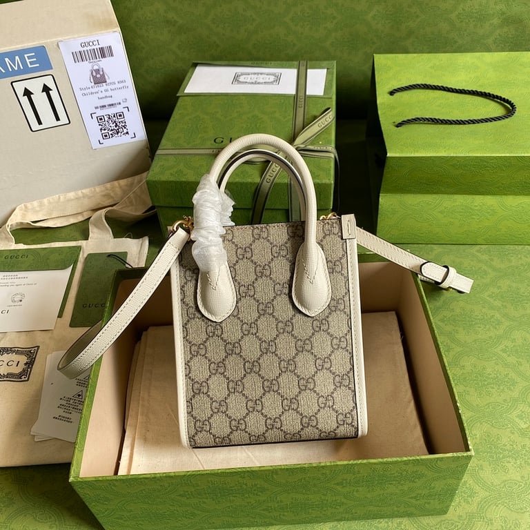 Gucci Retro Mini Tote GG Supreme White 671623 - 9