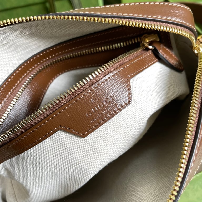 Gucci 675891 Retro GG Supreme Crossbody Bag - 3