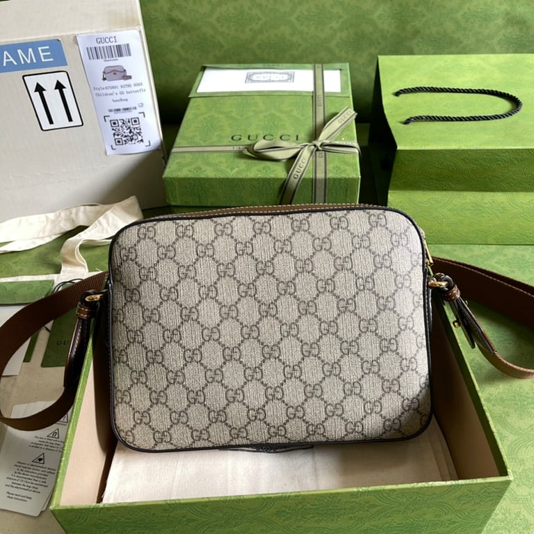 Gucci 675891 Retro GG Supreme Crossbody Bag - 9