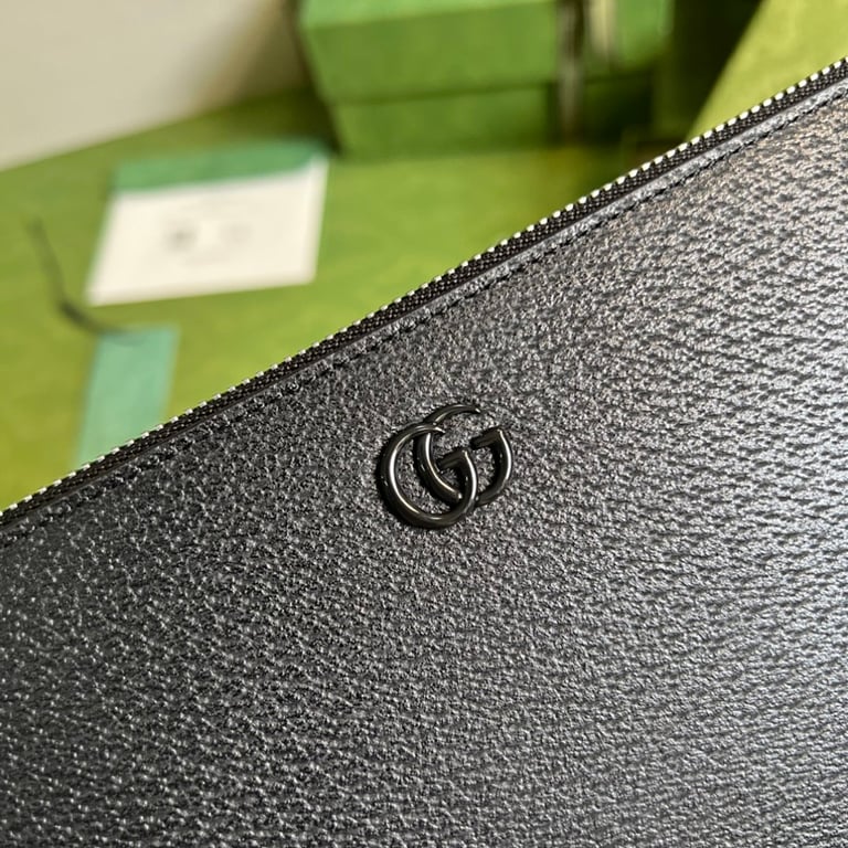 Gucci Marmont Leather Pouch Black - 6