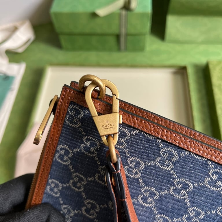 Gucci GG Supreme Denim Pouch Blue - 5