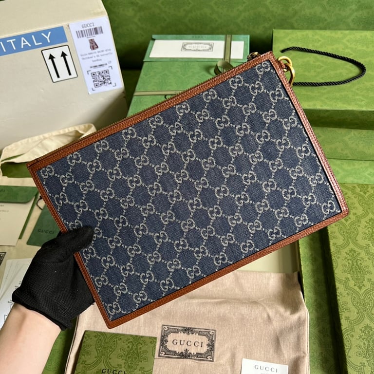 Gucci GG Supreme Denim Pouch Blue - 9