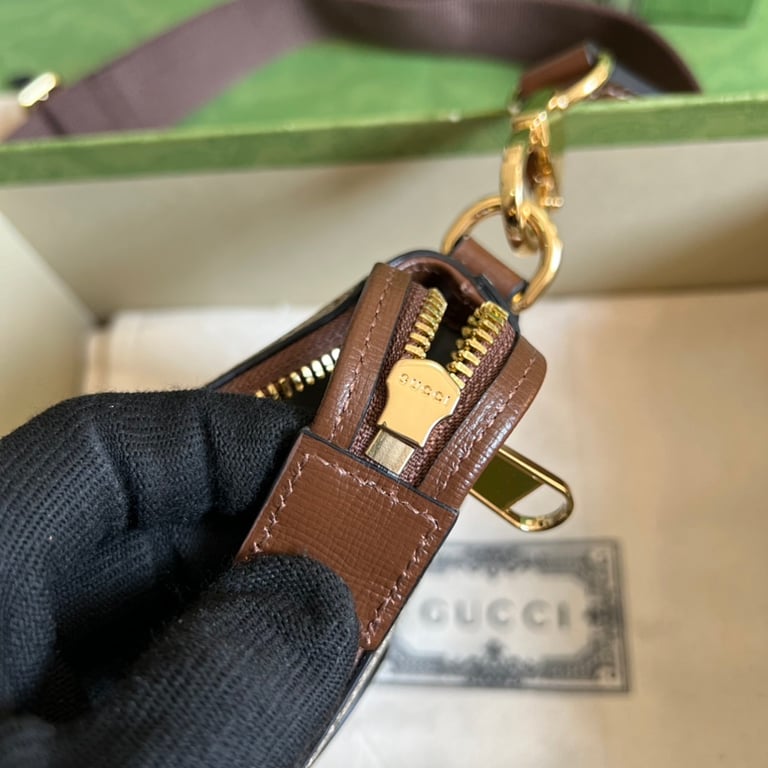 Gucci Interlocking G Messenger Bag 723306 - 3
