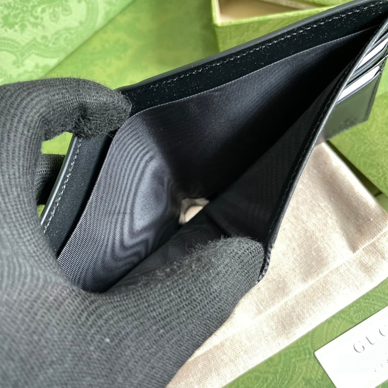Gucci GG Supreme Bee Print Wallet 451268 - 2