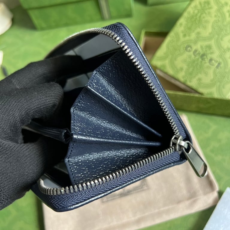 Gucci Interlocking G Zip Around Wallet Blue GG Supreme 673003 - 2