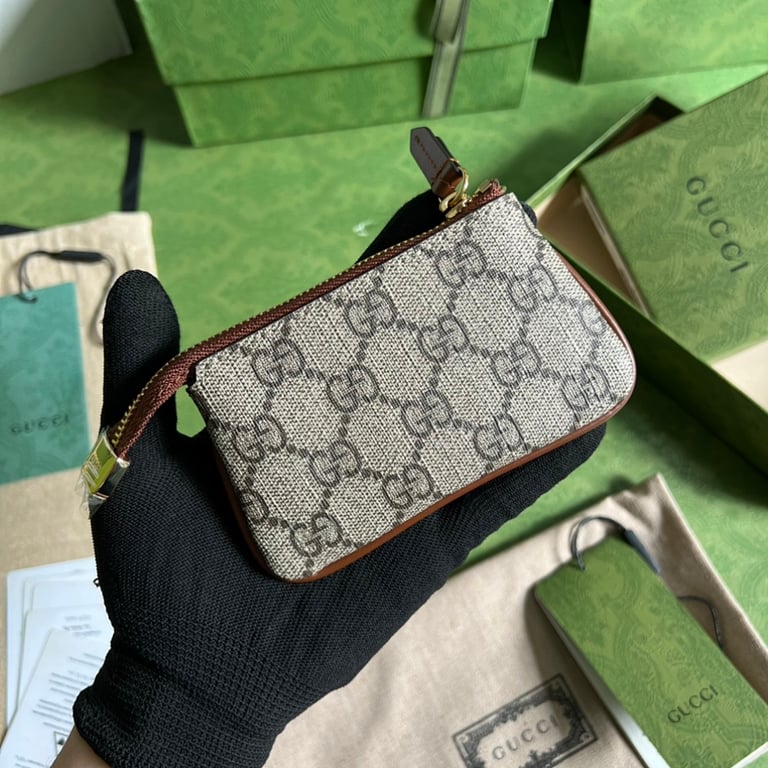 Gucci GG Supreme Key Pouch 447964 - 9