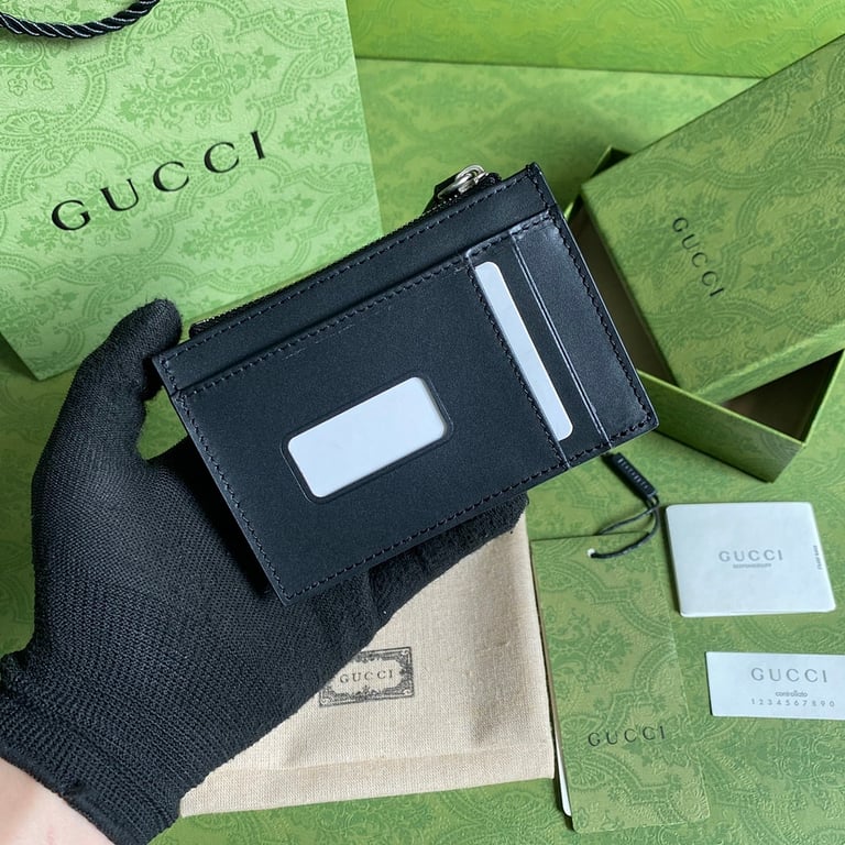 Gucci GG Supreme Bee Card Case 597555 - 9