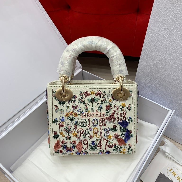 Dior Lady Dior Mini Garden Embroidery White - 9