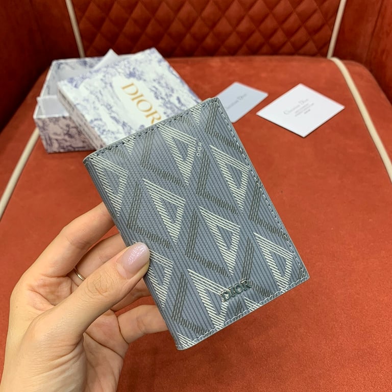 Dior CD Diamond Bifold Card Holder Grey - 8