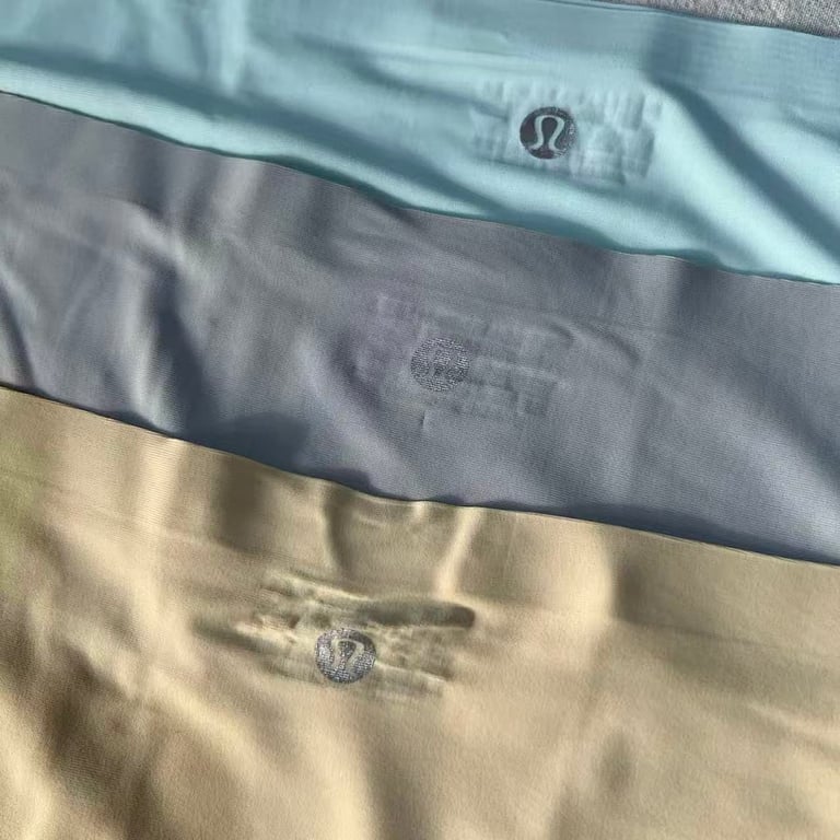 Lululemon InvisiWear Hipster Underwear 3-Pack - 2