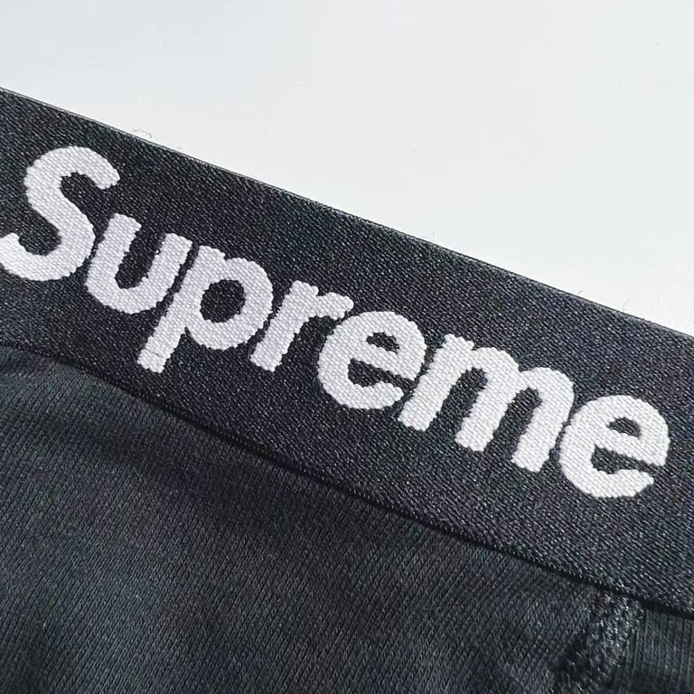 Supreme x Hanes Boxer Briefs 4-Pack - 23