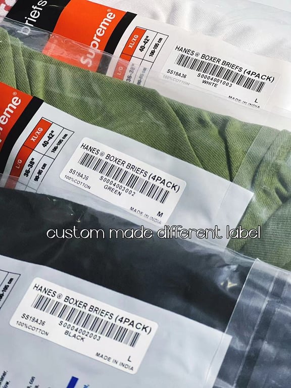 Supreme x Hanes Boxer Briefs 4-Pack - 31