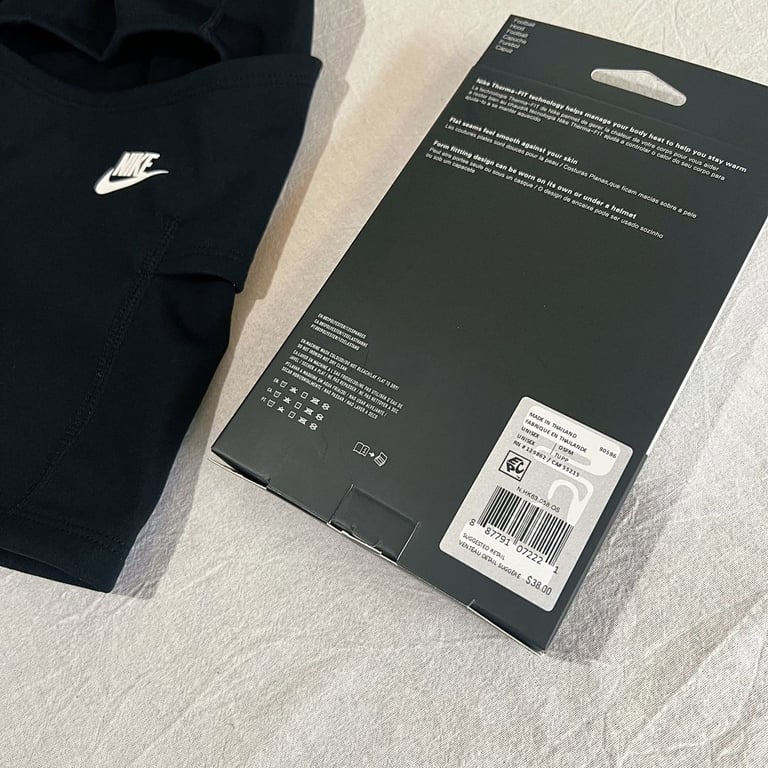 Nike Pro Hyperwarm Hood Therma-FIT Balaclava - 10