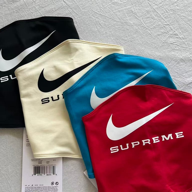 Nike x Supreme Neck Warmer - 4