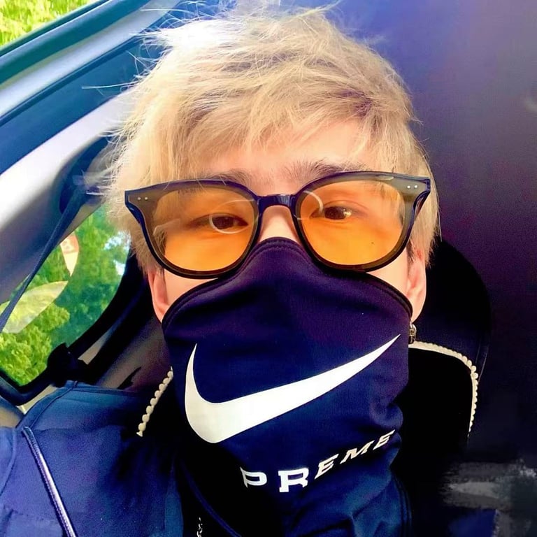 Nike x Supreme Neck Warmer - 39