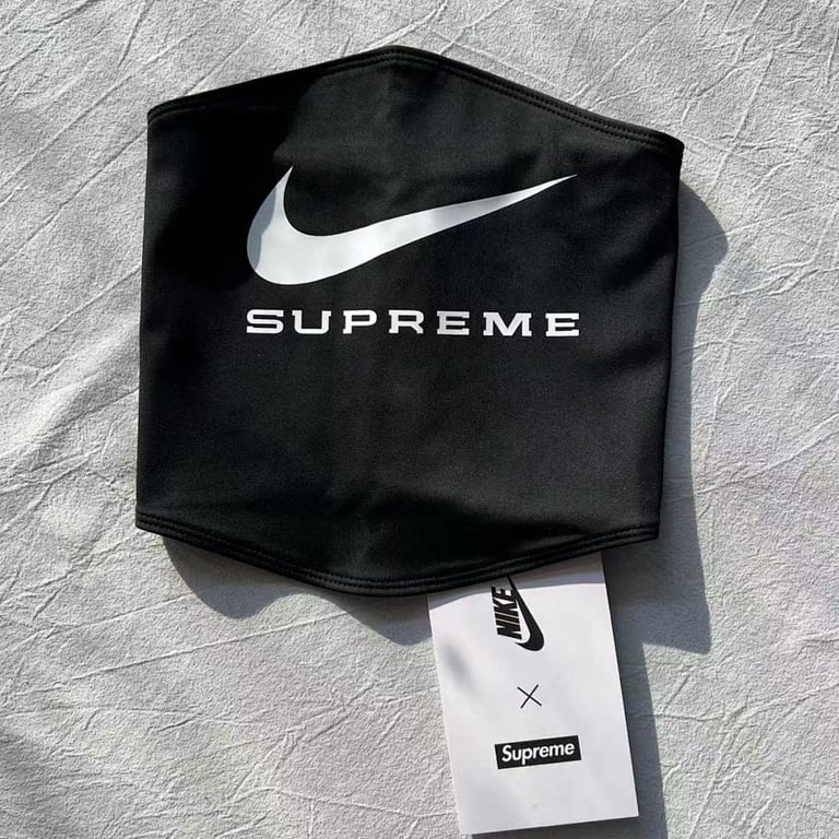 Nike x Supreme Neck Warmer - 9