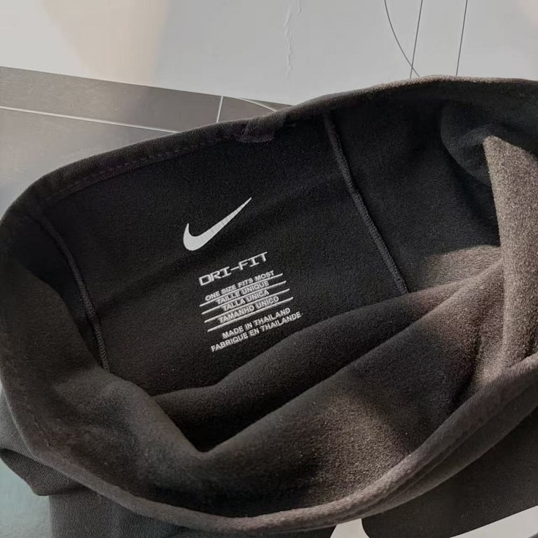 Nike Neckwarmer Winter Warrior Black - 11