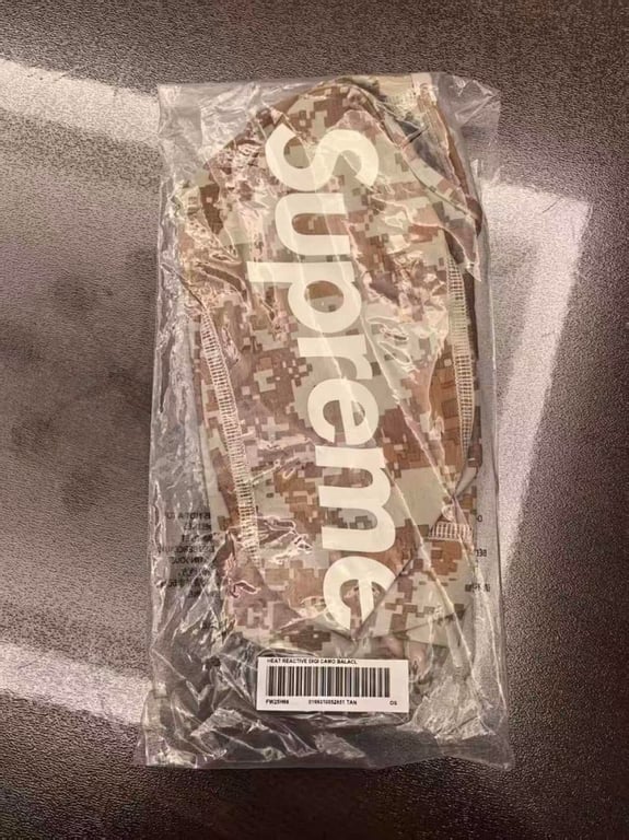 Supreme Heat Reactive Digital Camo Balaclava - 20