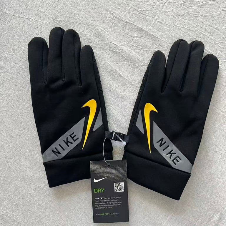 Nike Dri-FIT Windproof Gloves - 5