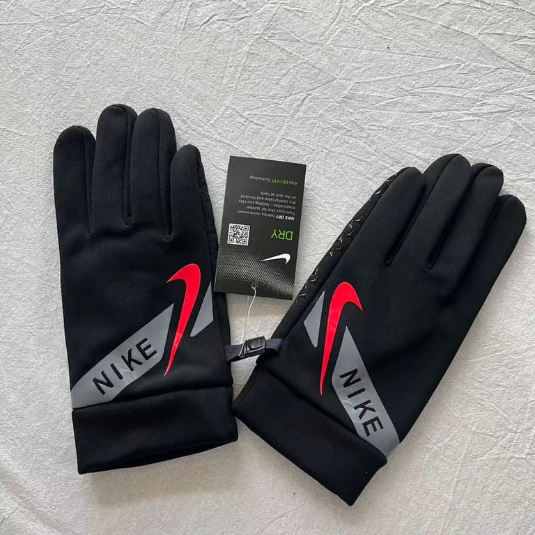 Nike Dri-FIT Windproof Gloves - 6