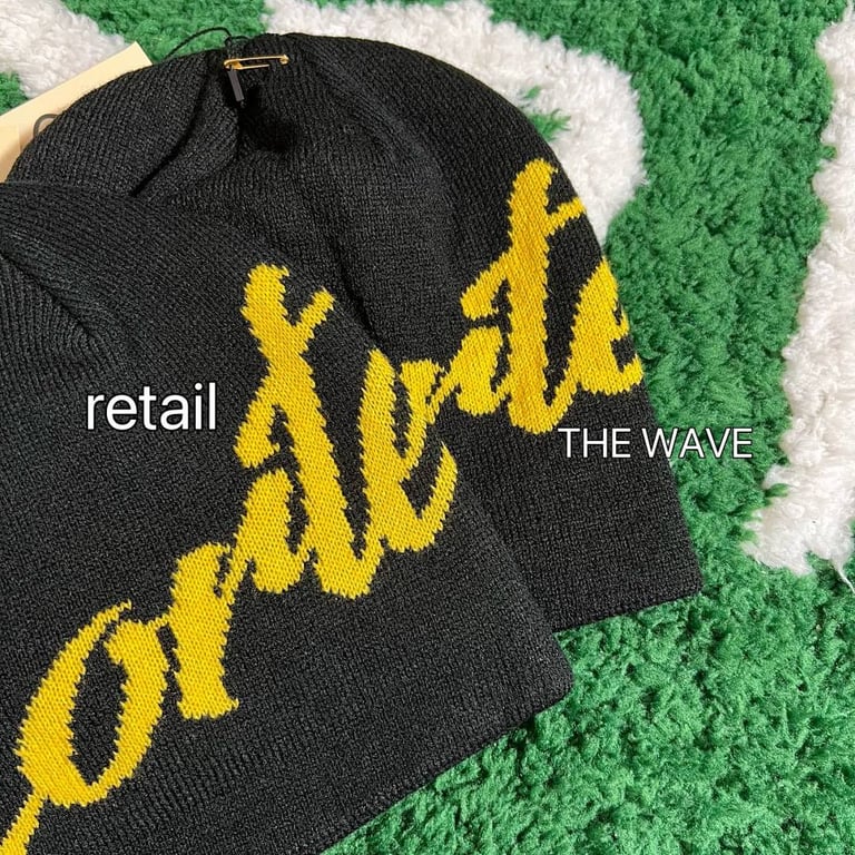 Corteiz Script Logo Beanie Black Yellow - 2