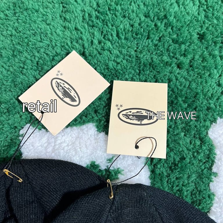Corteiz Script Logo Beanie Black Yellow - 3