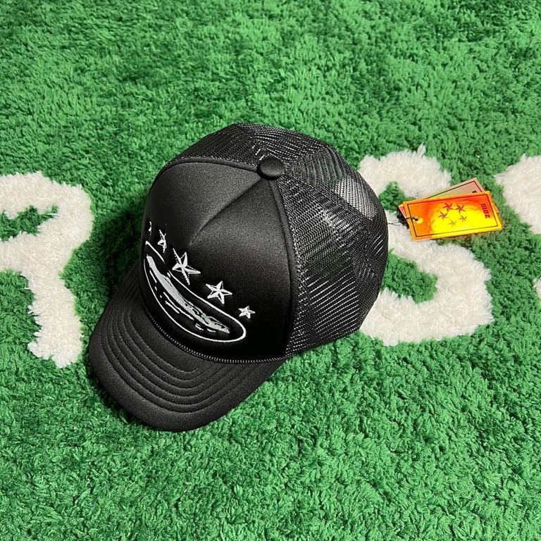 Corteiz 5 Star Trucker Hat Black - 43