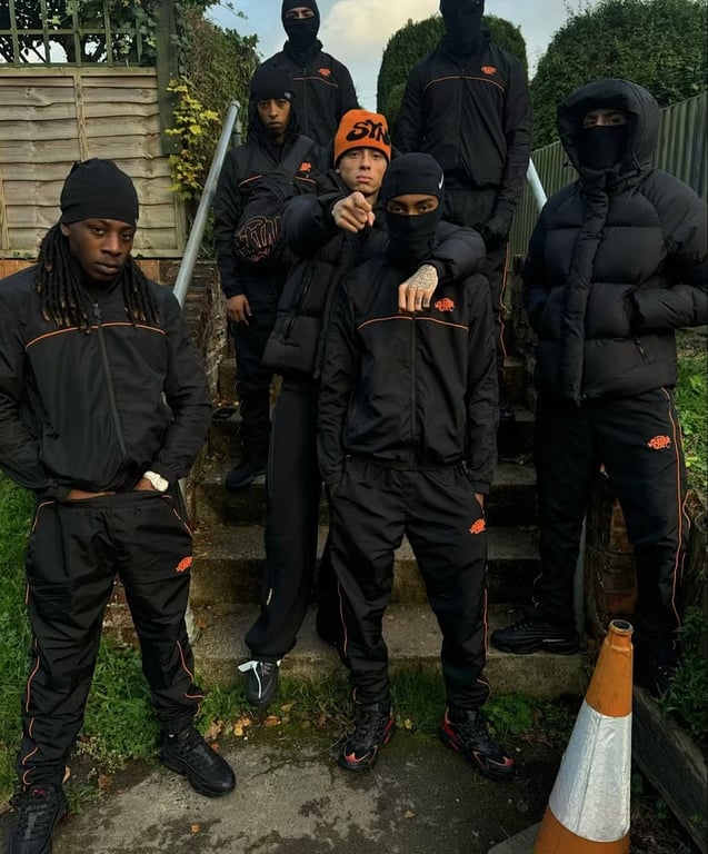 Syna World Beanie Orange Black - 2