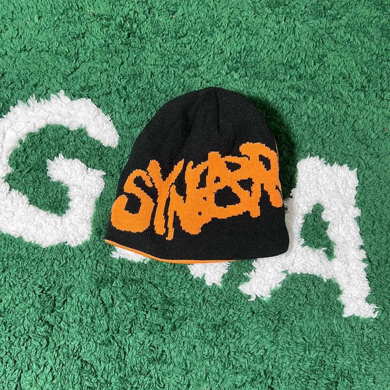 Syna World Beanie Orange Black - 17