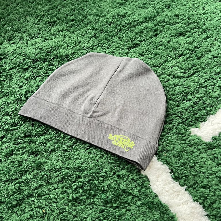Syna World Seamless Beanie Grey - 2