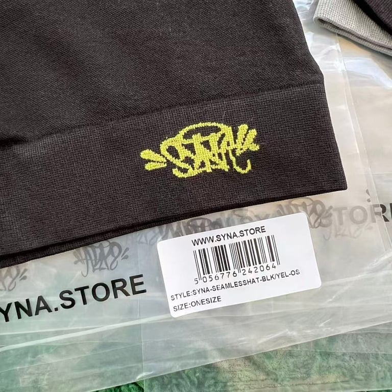 Syna World Seamless Jacquard Beanie - 12