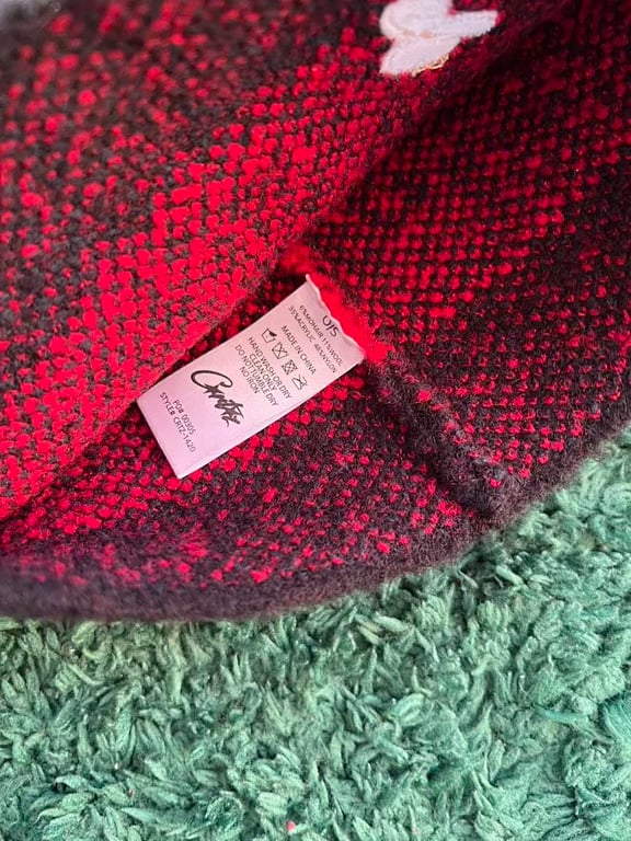 Corteiz Black/Red Mohair Beanie - 4