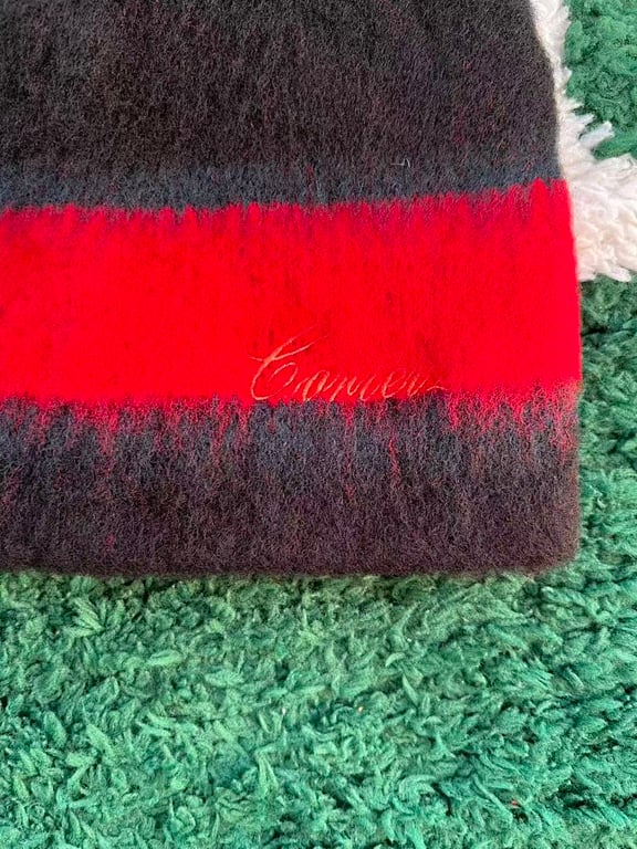 Corteiz Black/Red Mohair Beanie - 6