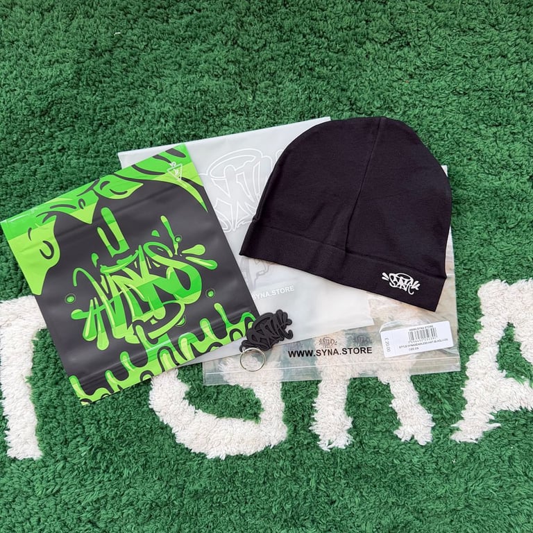Syna World Seamless Beanie Black - 2